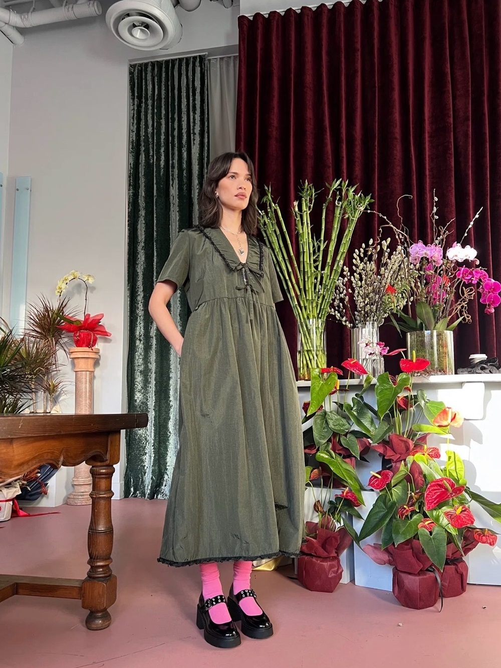 A BRONZE AGE. Green Shiloh Short-Sleeve Midi Dress with Tie Detail